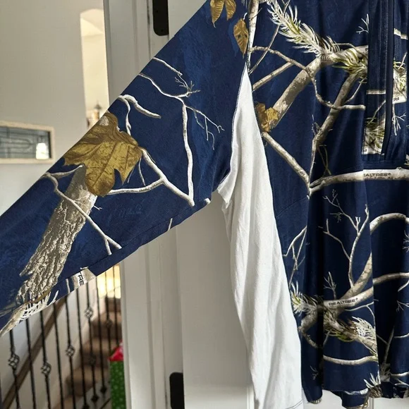 Women’s plus size 4X three quarter zip lightweight pullover navy camo print. - Picture 4 of 7